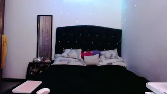 Holy_julii hot webcam porn 16 June 2026