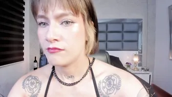 mrs_regina_clk recorded nude video 1034920