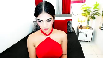 irina_woodshakylishxx on cam (06-16-2026)