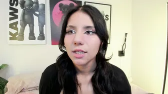 hollypeach_ recorded nude video 1035717