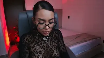 kisscocoaxo 17-Jun-26 smalltits