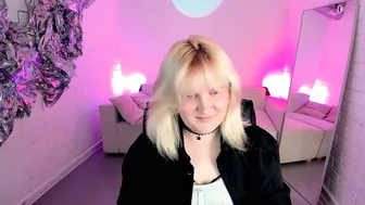 Katybriggs xxx chat 17-Jun-26