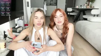 Diffgirls webcam video (06-17-2026)