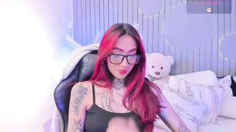 red_sinclair recorded nude video 1037403