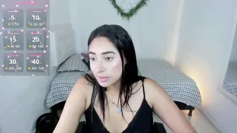 _miavelvett chat cam sex 06/18/2026