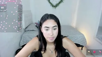 _miavelvett chat cam sex 06/18/2026