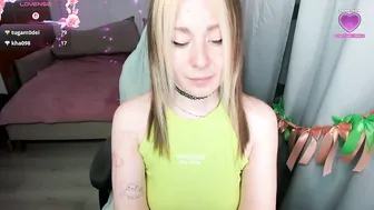 Izzyholly webcam chat (06/18/2026)