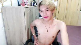 urasian_john20 amateur webcam video 06/18/2026