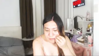 stellahugets bigcock posing on webcam