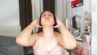 stellahugets bigcock posing on webcam