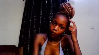 Sweety_melanin webcam - (06-19-2026)