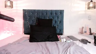samantha_foxyy 06/19/2026 bigboobs