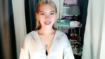 andrea06121998 recorded nude video 1039602