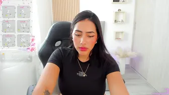 Aliessiarose1 sex chat 16 July 2025