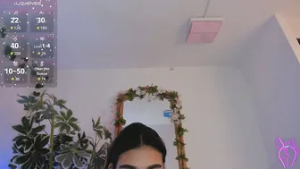 giafu recorded nude video 1040124