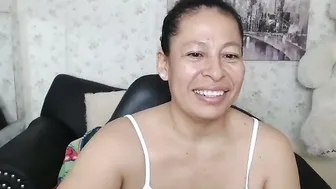 mature_martina_ recorded nude video 1040224