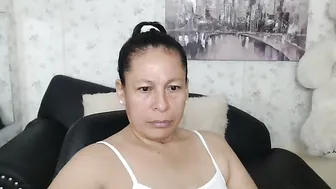 mature_martina_ recorded nude video 1040224