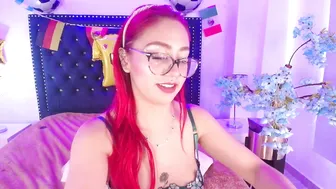 amelie_adamsx naked on cam 06-20-2026