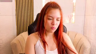 sofia_red_cn recorded nude video 1040626