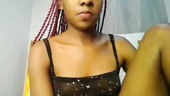 zariah011 ebony cam show