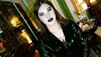 Queen_kendalx19 (06/21/2026)