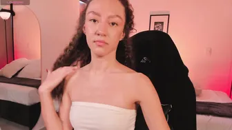 chloemoreti smalltits (06/21/2026)
