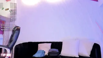 Sophiebarnett_ bigass on live cam
