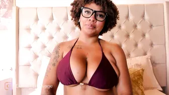 eloisa_cleavage_ recorded nude video 1042406