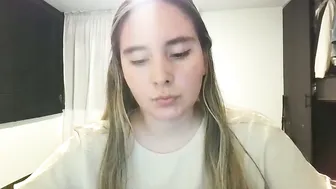 gabriela_miller_2 posing on cam 06-23-2026