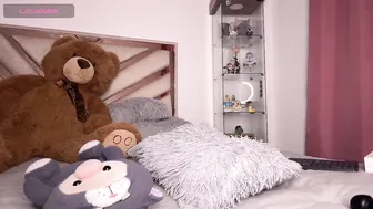 lovely_allys hot webcam porn video 24-Jun-2026