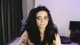 Annacrow smalltits chat cam sex