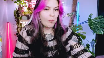 jelyaa squirt cam xxx