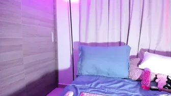 emilyrosss_ chat sex 24-Jun-26