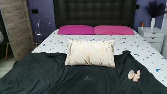 Lorette23 webcam porn video (06-25-2026)