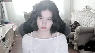 alyaska_yang skinny (06-25-2026)