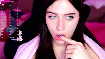lunawho recorded nude video 1046171