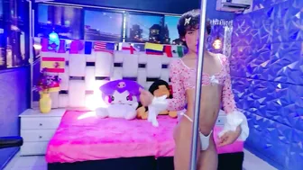 Isaacnova sex chat cam 26-Jun-26