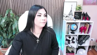 Naugthyelli 06-26-2026 xxx chat