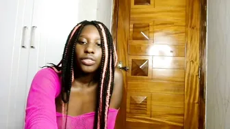 lalisa_manobal live webcam show (06-26-2026)
