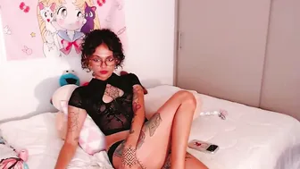 bluee_v recorded nude video 1046718