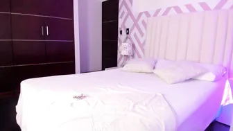 Tayrasiny 06/26/2026 porn sex chat