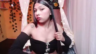 madisson768 nasty posing on cam