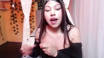 madisson768 nasty posing on cam