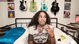 Onlystrings ebony 06/27/2026