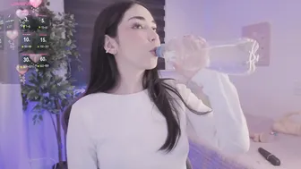 anniebrie recorded nude video 1048045