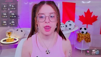 selenamills recorded nude video 1048099