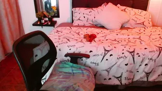 Domink_gilr webcam cam girl chat
