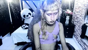 Vivienne_hadid chat cam porn (06-28-2026)