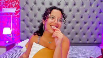 little_lilith_apple chat sex (07-17-2025)