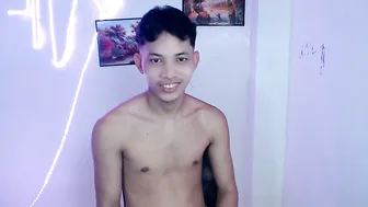 urbigcock_alvin nude amateur cam show